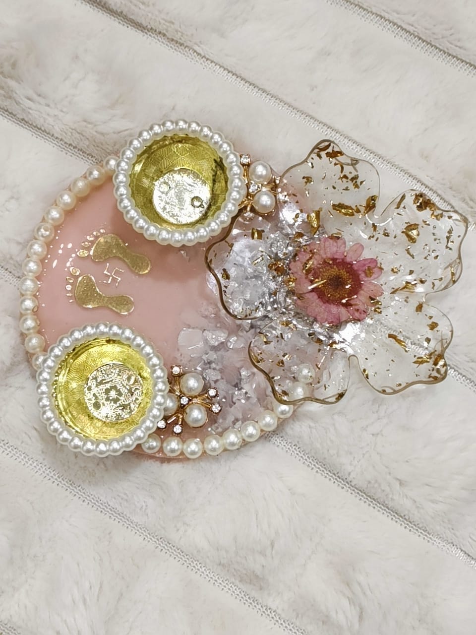 4 inch Resin Thali with white pearls - Image 2