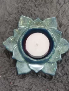 Lotus T-light candle holder