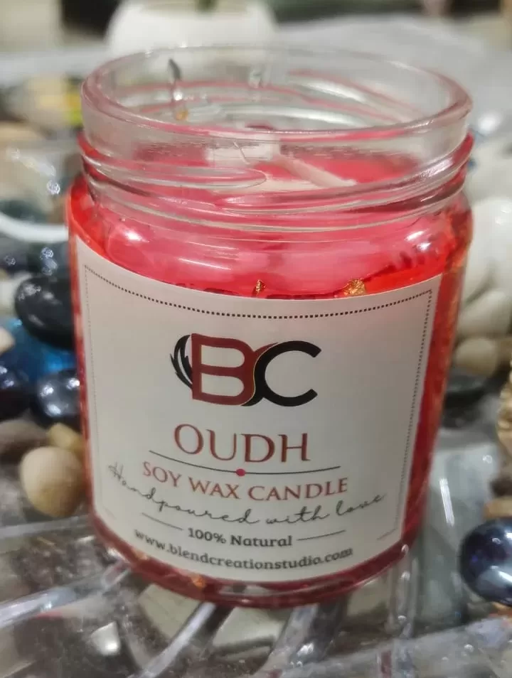 🌿✨ Oudh Jar Candle – Luxurious, Woody Elegance ✨