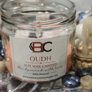 🌿✨ Oudh Soy Wax Candle – A Touch of Luxury & Serenity ✨🌿